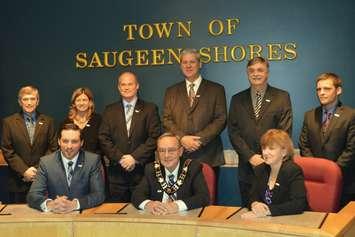Back row: Councillor Mike Myatt, Councillor Cheryl Grace, Councillor Don Matheson, Councillor Dave Myette, Councillor Neil Menage,
Councillor John Rich
Front row: Deputy Mayor Luke Charbonneau, Mayor Mike Smith,
Vice-Deputy Mayor Diane Huber.
Photo by Jordan MacKinnon.