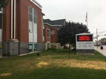 The street side entrance to the Hanover Civic Centre and Public Library. (Photo by Ryan Drury)