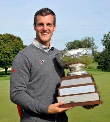 Elmira's Garrett Rank Celebrates Canadian Men's Mid-Amateur Title (Photo by Graig Abel courtesy of Golf Canada)