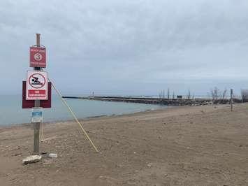 "No Swimming" sign posted at Station Beach in Kincardine. Photo provided by Kincardine Fire & Emergency Services. 