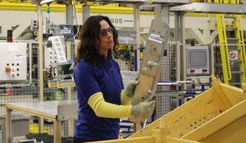 An employee at the Windsor Assembly Plant, May 6 2016. (Photo by Maureen Revait)