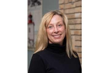 Deputy Mayor Leah Noel